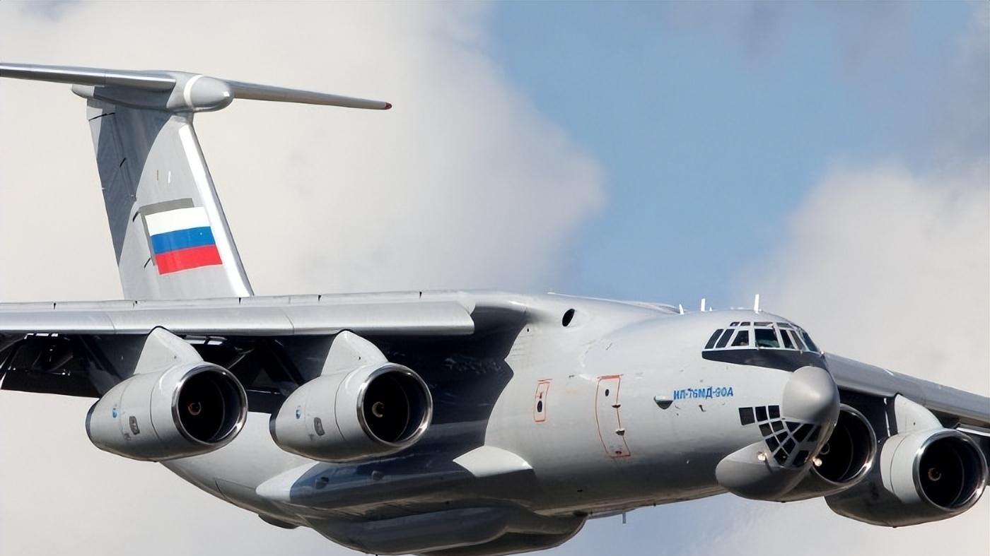 绍伊古要指挥战斗？俄军给伊朗送来两大武器：打破美军防空绞杀阵