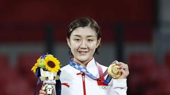 马琳主教练第一次谈起王曼昱：她不是女单人选！是女团第三人