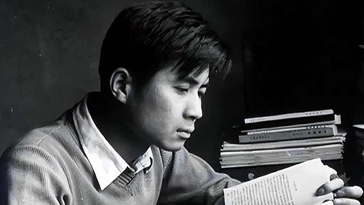 郭凯敏与相伴6年的张芝华离婚后, 转身娶尤勇前妻, 他在追求些啥？