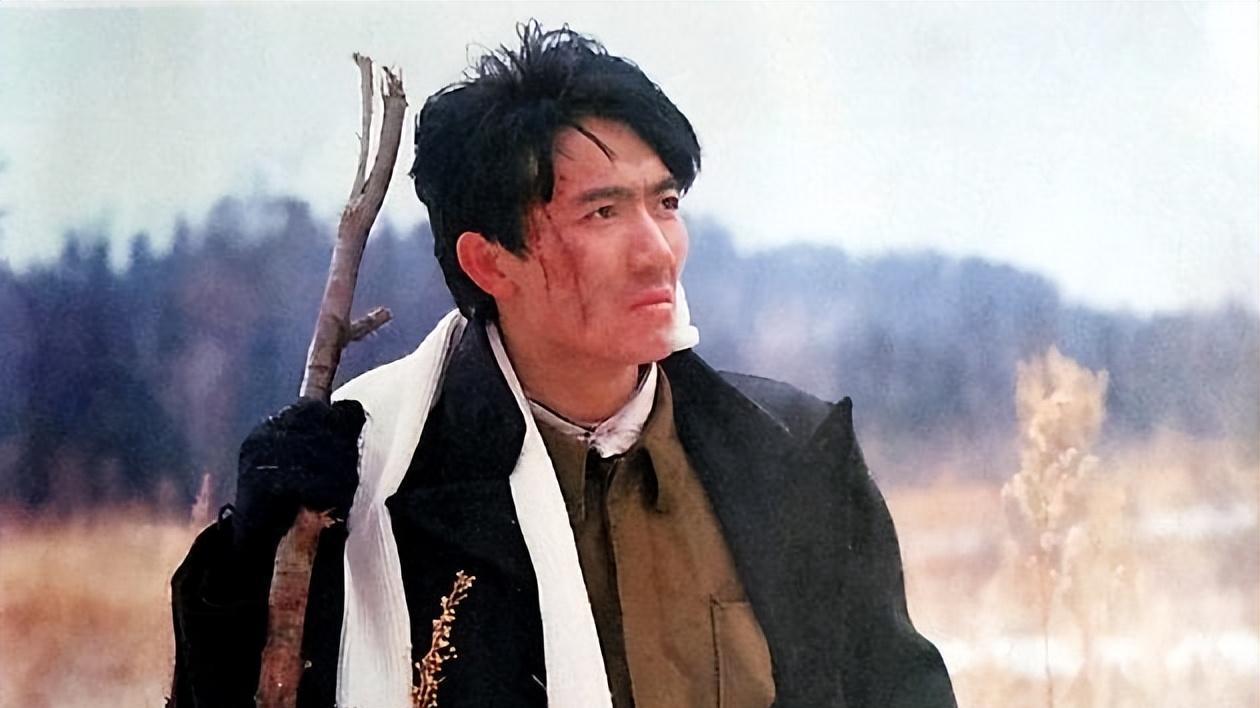 从 “李云龙 ”到抛妻弃子，辉煌背后的家庭破碎，儿子成最大牺牲品