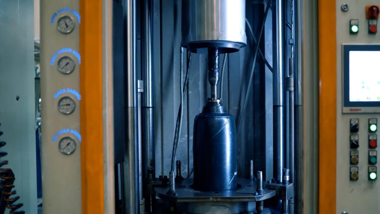 空气悬挂容易坏吗？和一般的悬挂有什么区别？