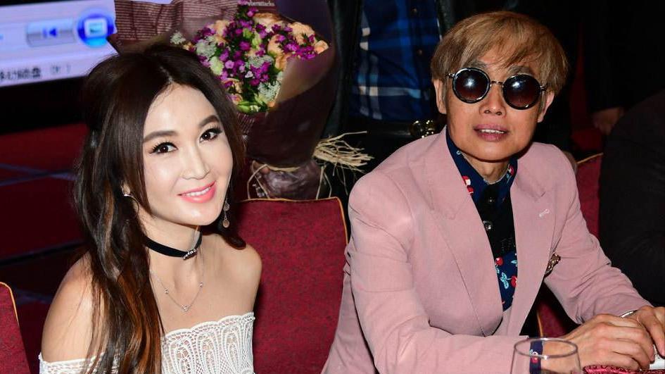 老谋深算邓建国：认14岁干女儿，苦等5年亲手培养了一个小娇妻