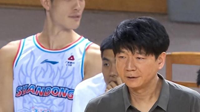 真是邱彪的菜？曝25+6强人替代威金顿！山东男篮为他开出巨额报价