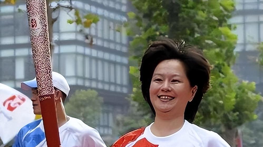 主持人鞠萍：一段失败婚姻，一个公主般二婚，儿子童年成最大愧疚