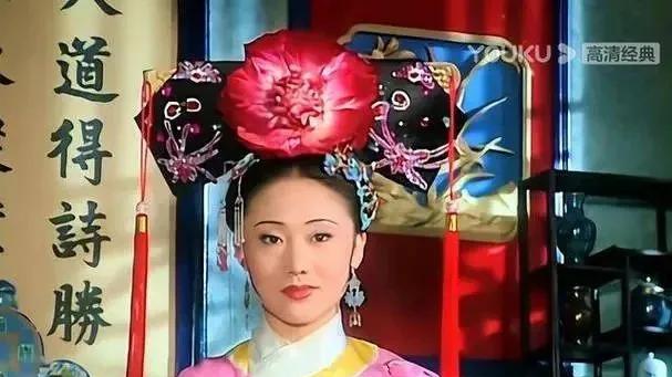 顺贵人：出身勋贵世家，作为备选后宫之主入宫，荣宠一时，却从妃直接降为贵人抑郁而终