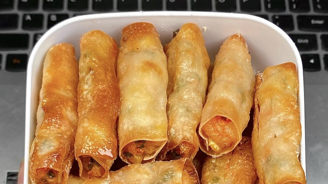 馄饨皮做的卷