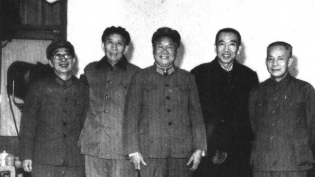 他当上大军区副司令，五味杂陈？感谢韩先楚：今后请司令多多帮忙