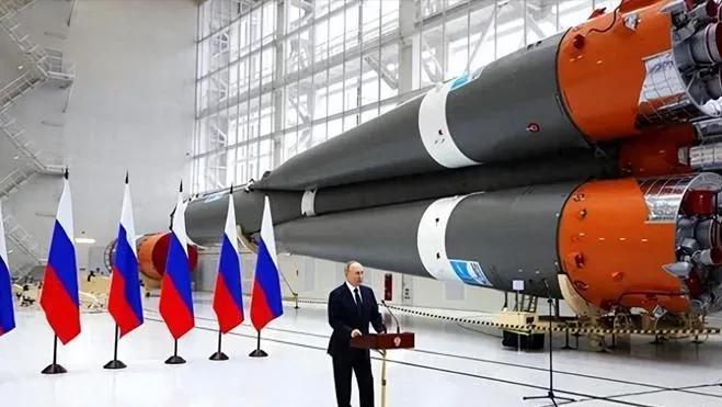 俄“榛树”导弹实战演练，没有防御系统能拦截，中国何时才能有？