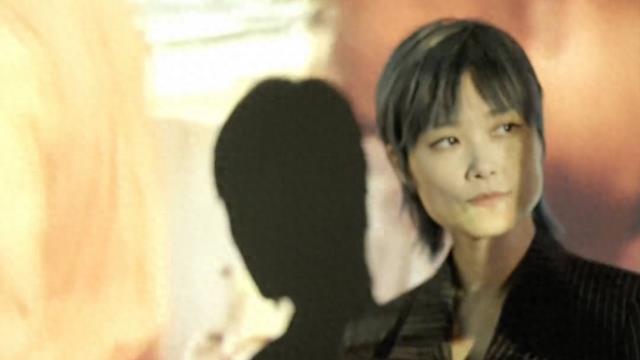 何洁求完《浪姐》求《歌手》，李宇春却能轻松火了20年，凭什么？