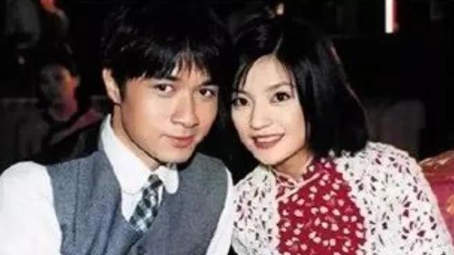 她苦等古巨基20年，46岁才换来名分，52岁高龄产子苦尽甘来