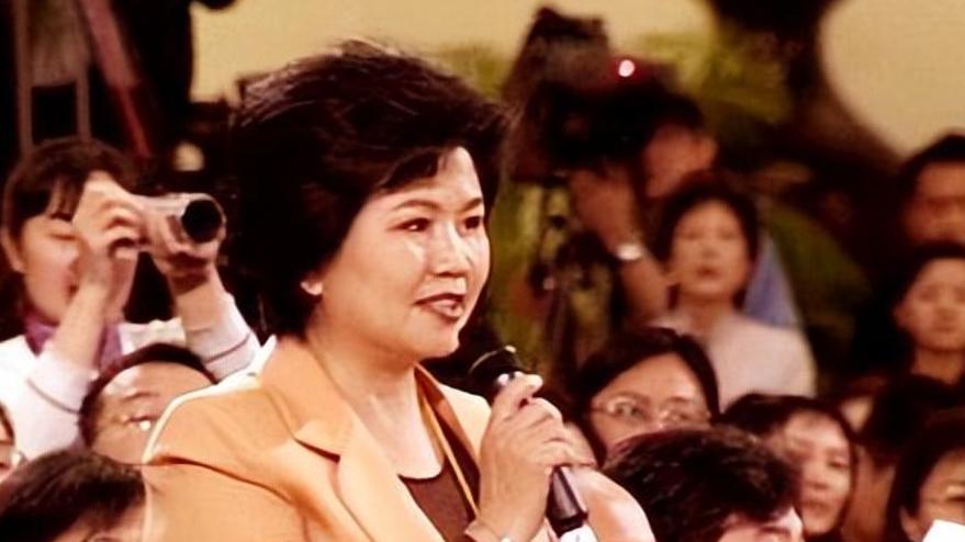 央视邢质斌：28年0失误，退休后被疑“晚节不保”，她经历了什么