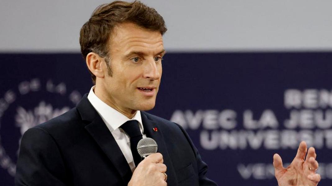 紧张局势升级：马克龙不退让，俄罗斯疑宣战，普京紧急召集副总理