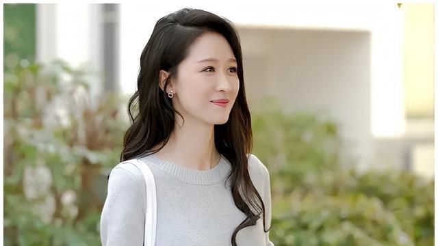 正午阳光当代军旅剧，曾定档2大卫视，如今积压5年，男主已成一线
