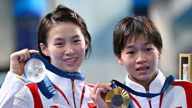 侮辱奥运冠军！记者评价全红婵“像个白痴”