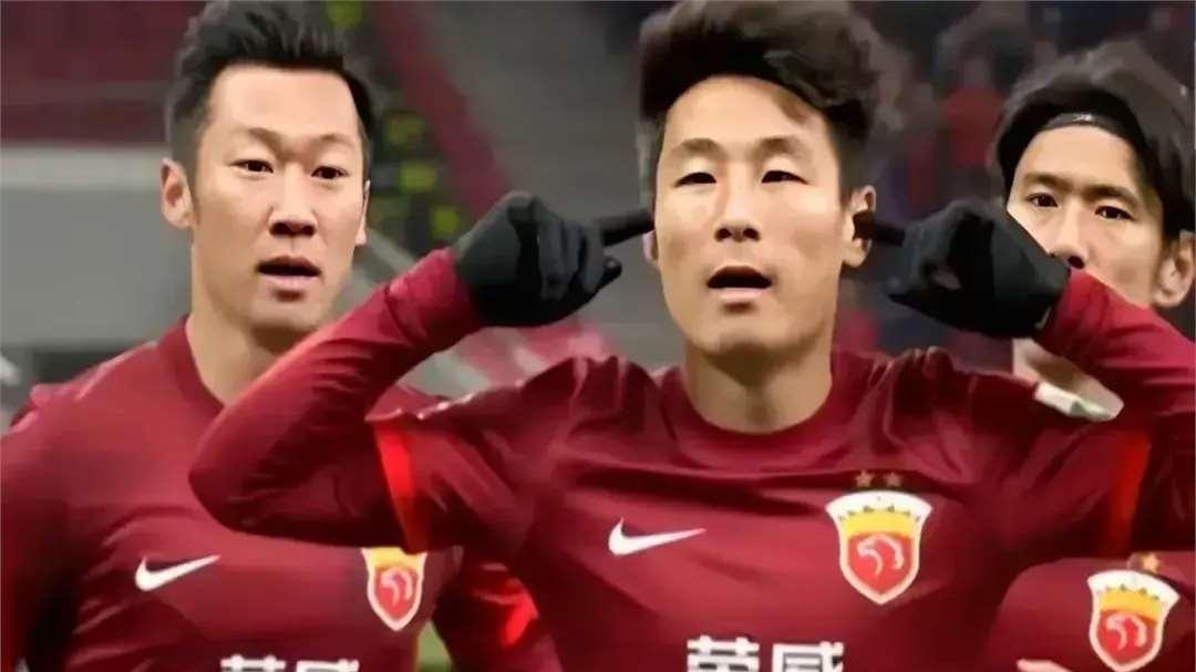 随着山东泰山2-2，海港3-2，光州3-1，亚冠最新积分榜排名如下
