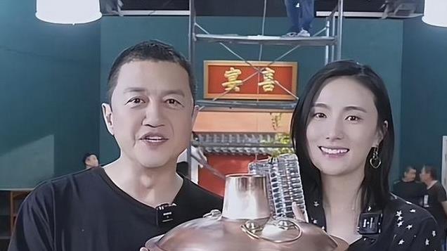 李亚鹏的白酒品牌销量惨淡，5亿种茶8亿造车20亿搞火锅，全无下文