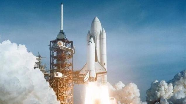 航天飞机即将来临？美媒：神秘飞机现中国西北机场，极具战略价值