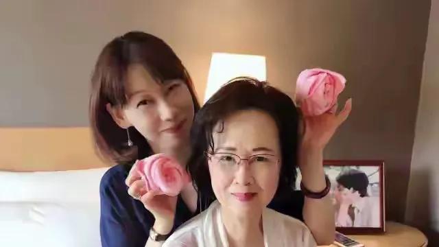 琼瑶版权归儿媳妇主导，名校毕业拍还珠时坐镇后方，比儿子能力强