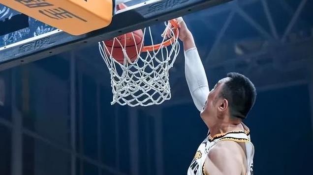 辽宁客场大战福建 球员评分：2人完美、5人及格、4人有瑕疵！