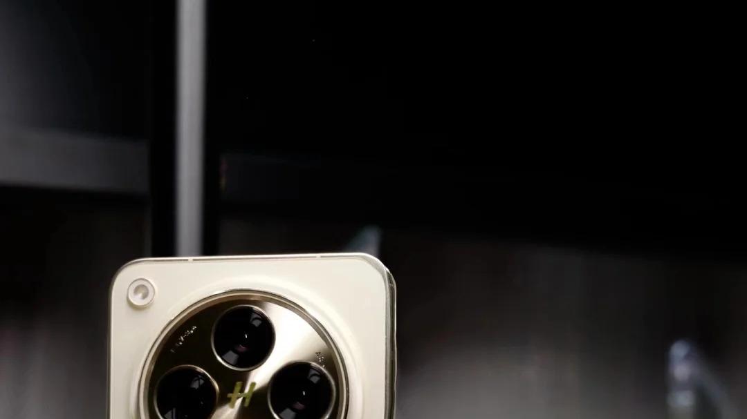 iPhone16&OPPO Find X8，这波默契我给满分