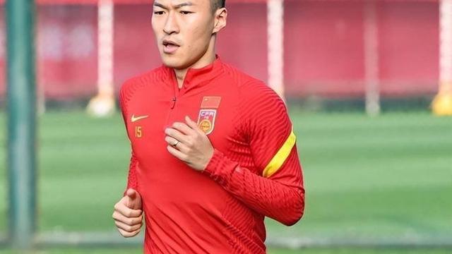 未来可期！英超派球探考察国内18岁新星，亚冠曾有惊艳表现！