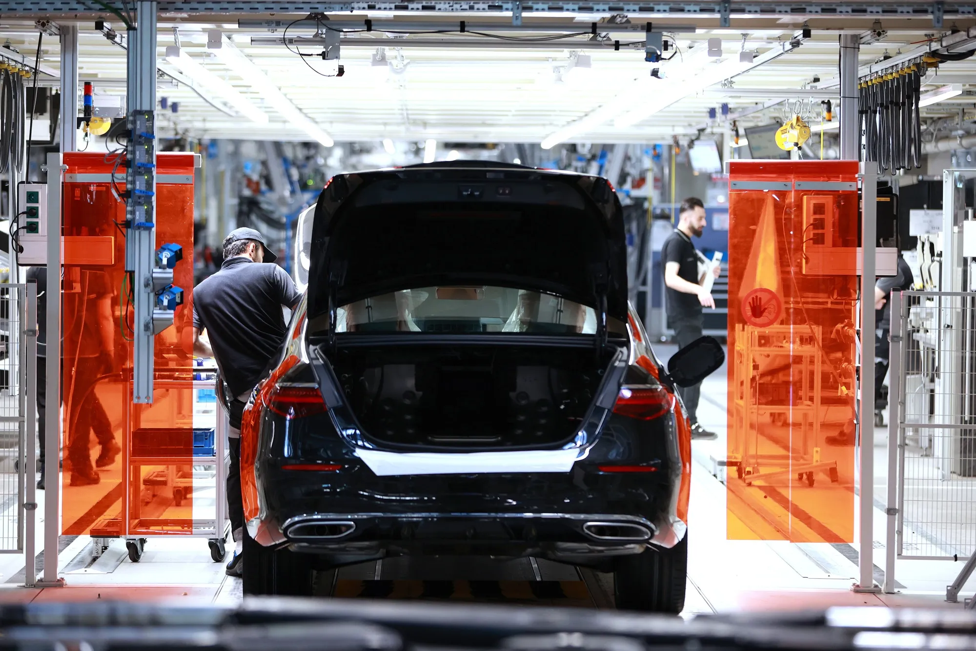 德国豪车在中国卖不动了？是高傲还是低估了中国品牌？