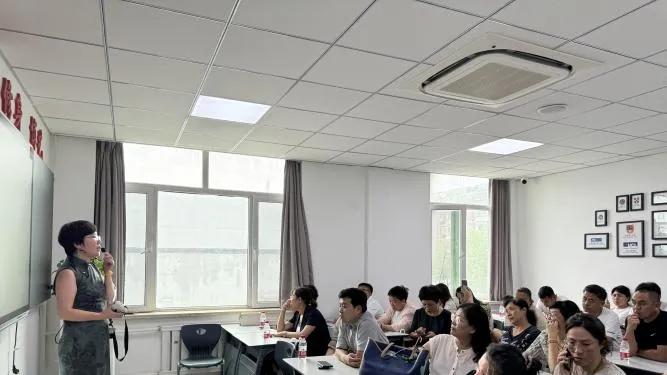 2024高考报考会议组莅临英领沈阳校区，共探教育新路径