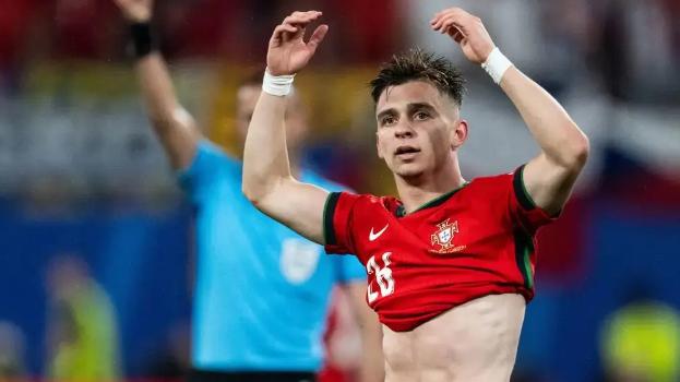 曝尤文有意今夏引进小孔塞桑 欧洲杯替补登场绝杀捷克