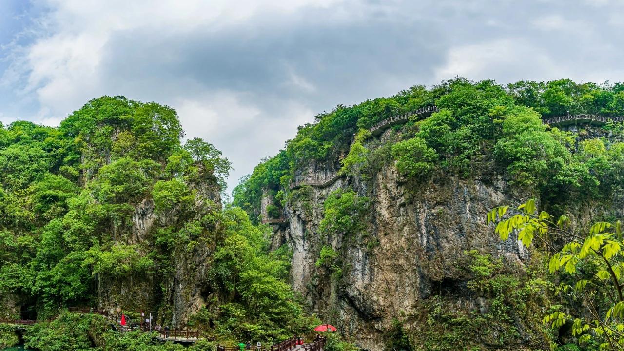 福泉洒金谷：自然与人文的绝美交响