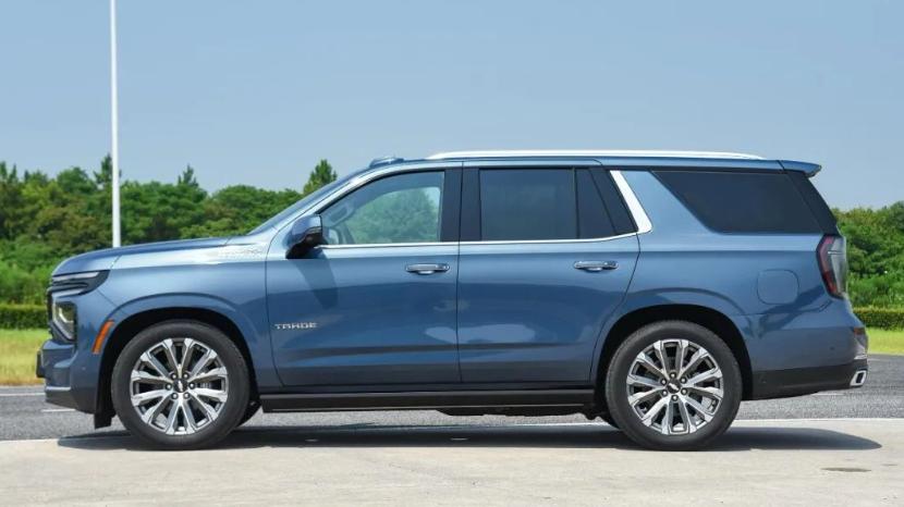 这才是真七座SUV，超5米3车身配2.7T+10AT，还吃92油