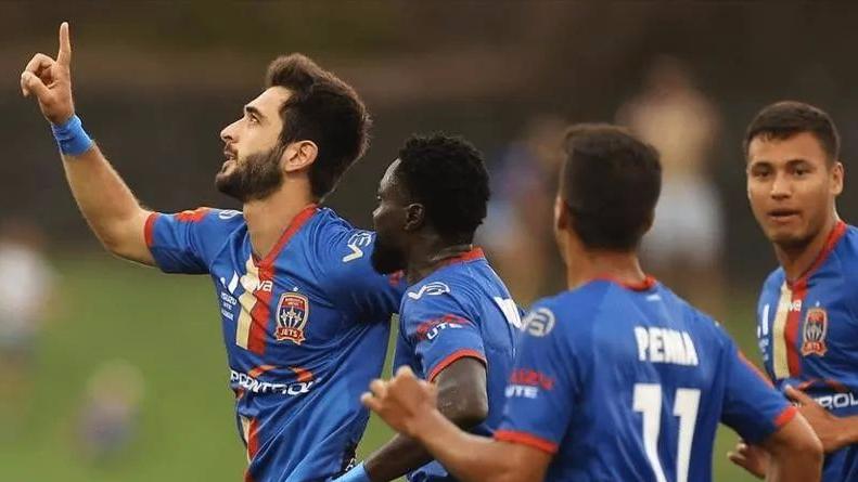 12月7日  002澳超-纽卡斯尔喷气机vs阿德莱德联