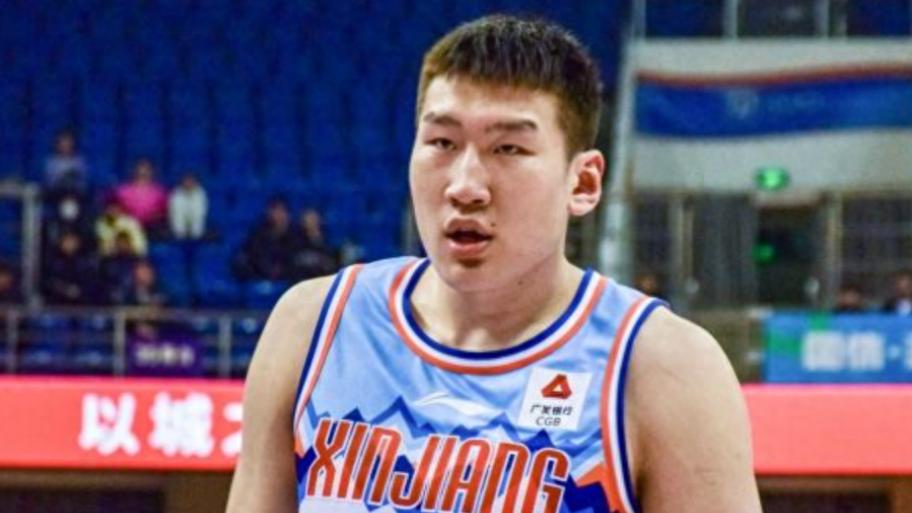 新疆首节险胜辽宁！本土球员齐爆，黑根斯串联，辽宁仅靠韩德君