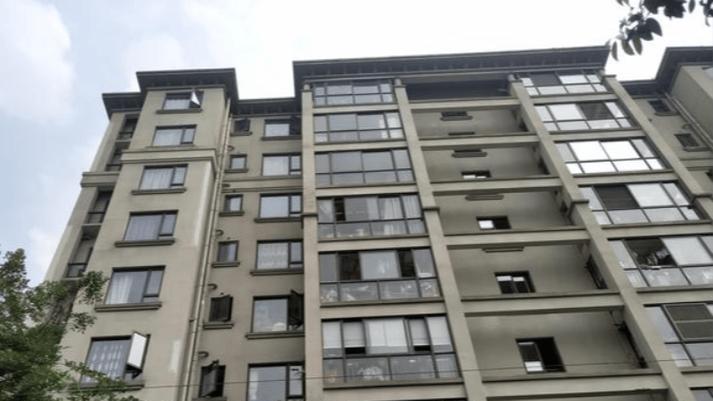 深圳一业主花百万行贿物业，占用小区避难层搞违建！4人获刑