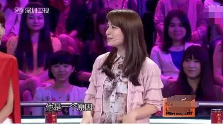 41岁吴昕逛街偶遇海涛，女方雷锋帽戴出潮味，初代cp合照意外养眼