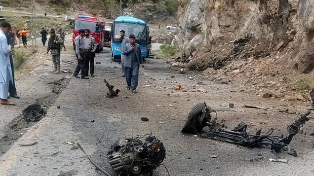 300名解放军入境巴基斯坦，恐怖组织无视警告，不到24小时犯大案