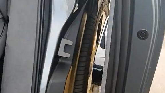 车主实证极氪MIX可玩性高，还有超高乘坐体验，堪称奶爸神器