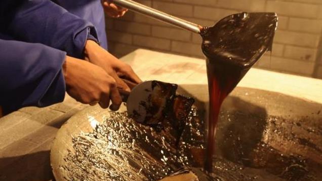 古代将军用的“枪”是用什么做成的？并非铁棍，普通人根本用不起