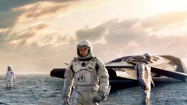 《星际穿越》：爱与科学的交响诗，宇宙深处的爱与希望