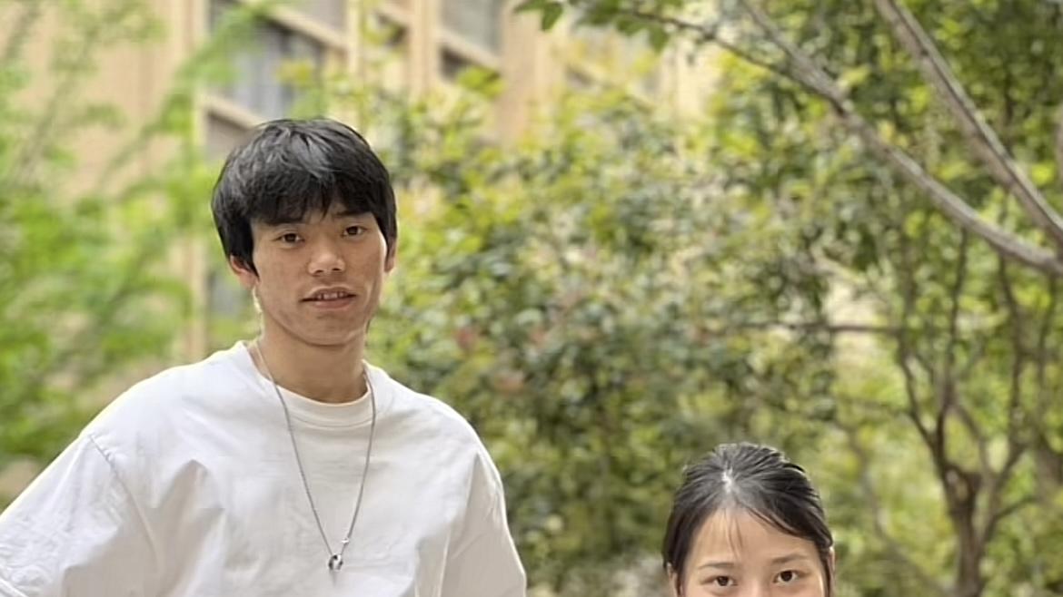 网红和患有小脑萎缩症女孩搞暧昧，博流量，而他的回应却出乎意料