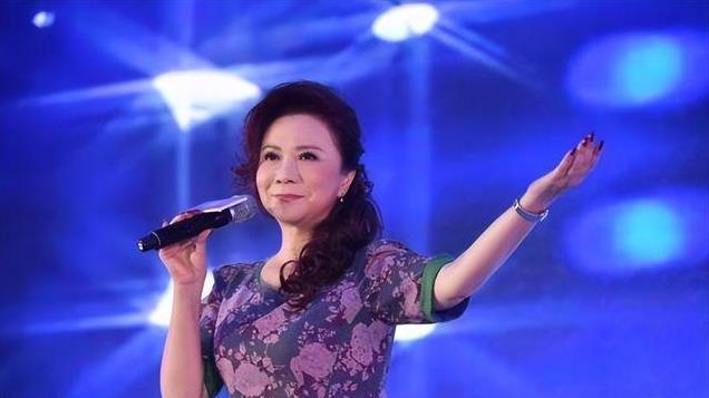 他是蔡明之子！ 37 年秘而不宣，是蔡明无上荣耀，亦是蔡明内心隐忧