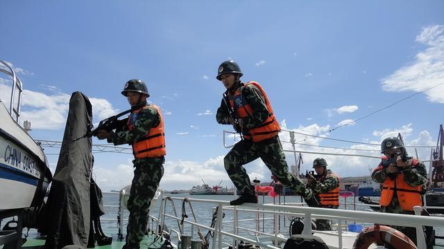 这样的演习才真的上道了！