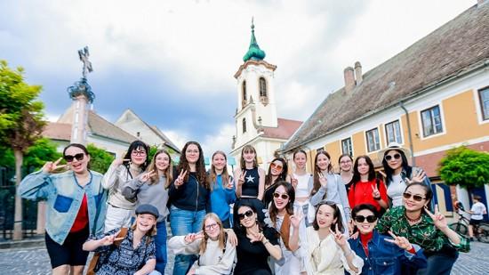 美“利”“奥”密，爱相随——2024年全美世界触动之旅·中欧站