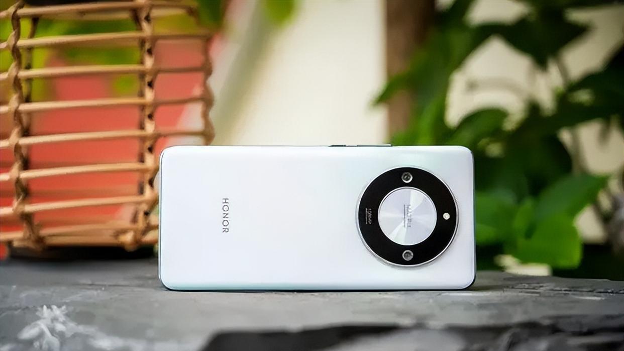 荣耀X60曝光，6500mAh+2亿像素主摄，预计1699元起