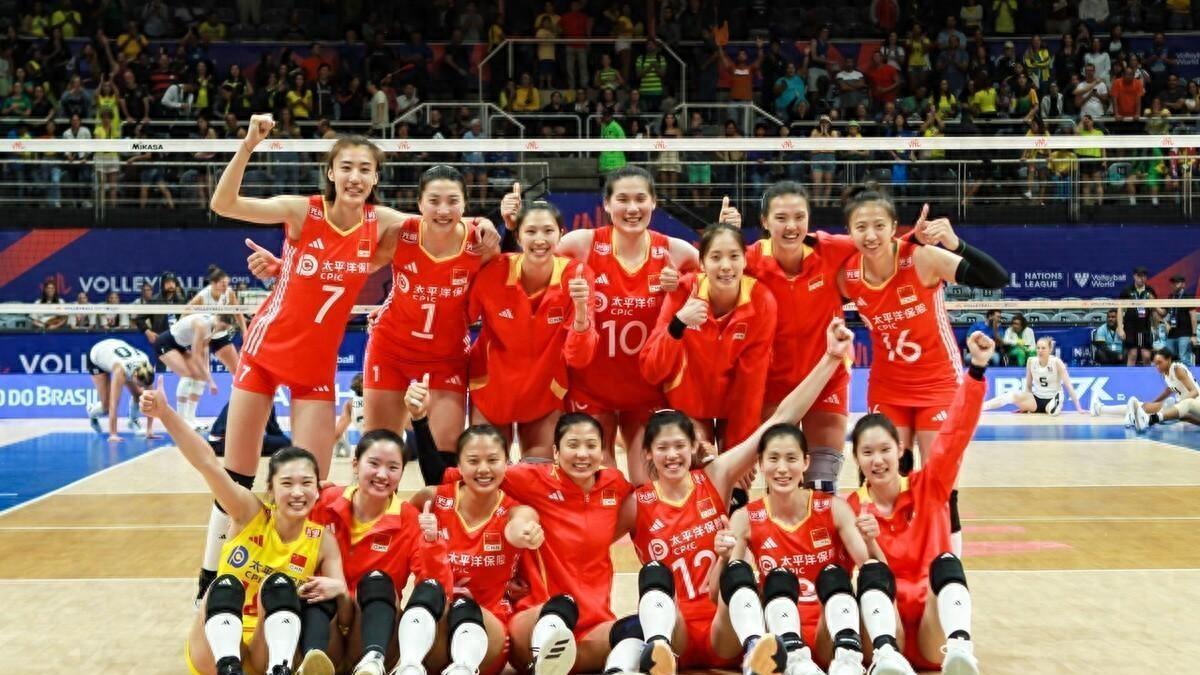 中国女排公布澳门站16人大名单：朱婷入围，主攻6人，许晓婷落选