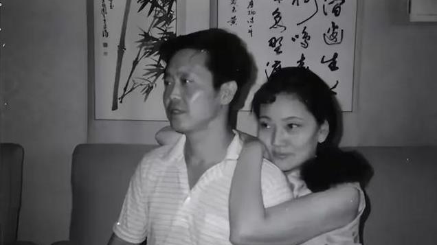 成婚5天妻子竟高位截瘫，医生断言活不过3月，他却让妻子活了41年
