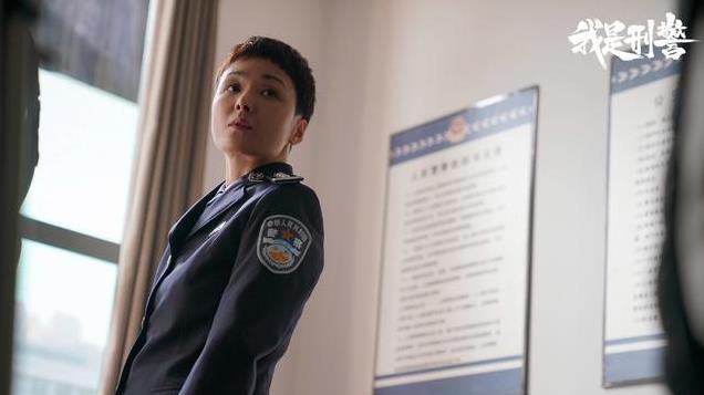 《我是刑警》看到李文事业成功，才发觉她无意中竟伤害了这三人
