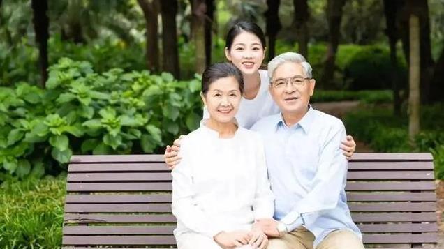 晚年生活的三大珍贵之物：健康、心态与老伴