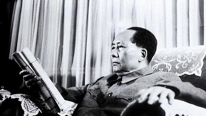 1969年，毛主席下令让中央领导人撤出北京，背后发生了什么？