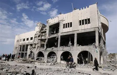 加沙医疗系统崩溃边缘：人道主义危机与战争法则的考验