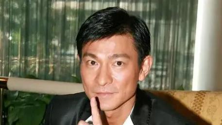 刘德华女儿高调亮相，太漂亮了吧，恐怕是娱乐圈颜值最高的星二代了！